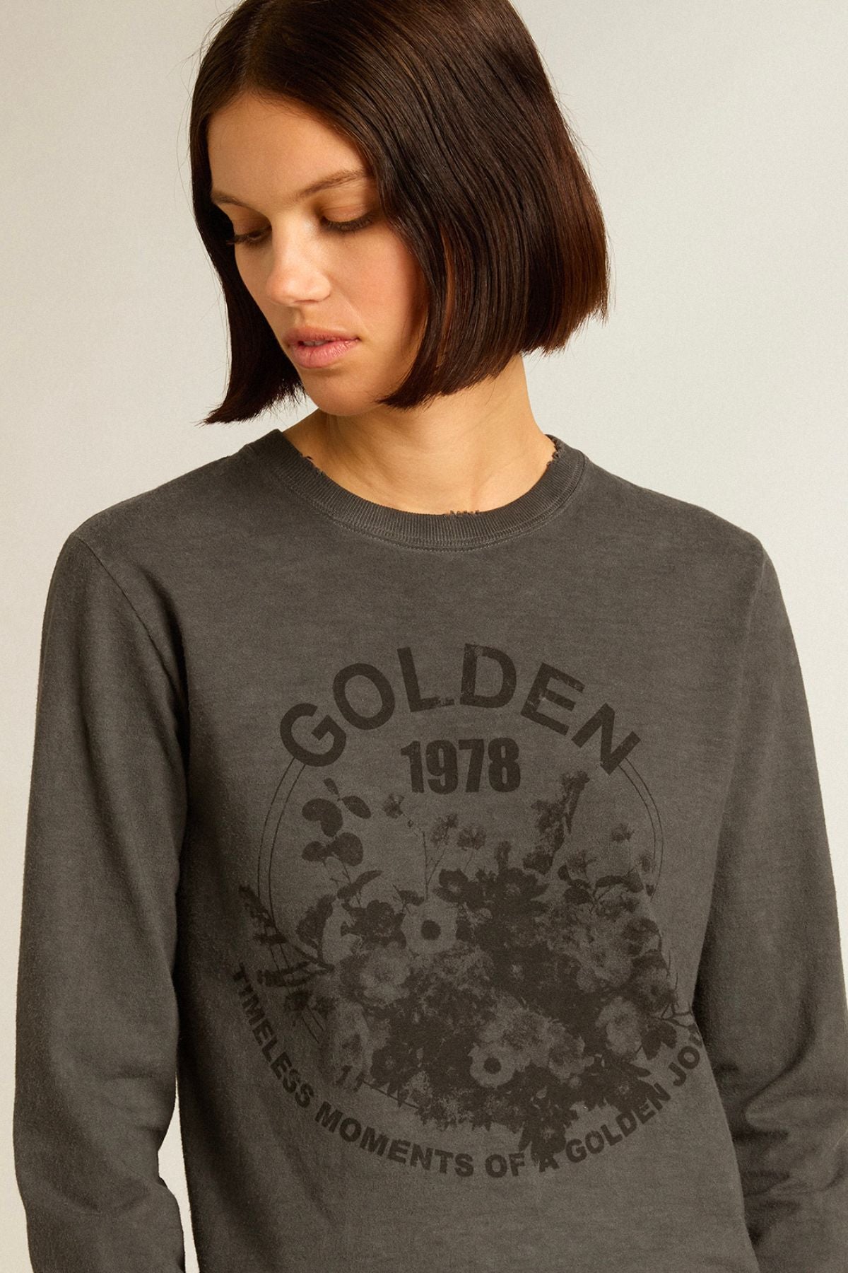 Golden Goose 1978 Distressed Long-Sleeve T-Shirt - Anthracite/ Black