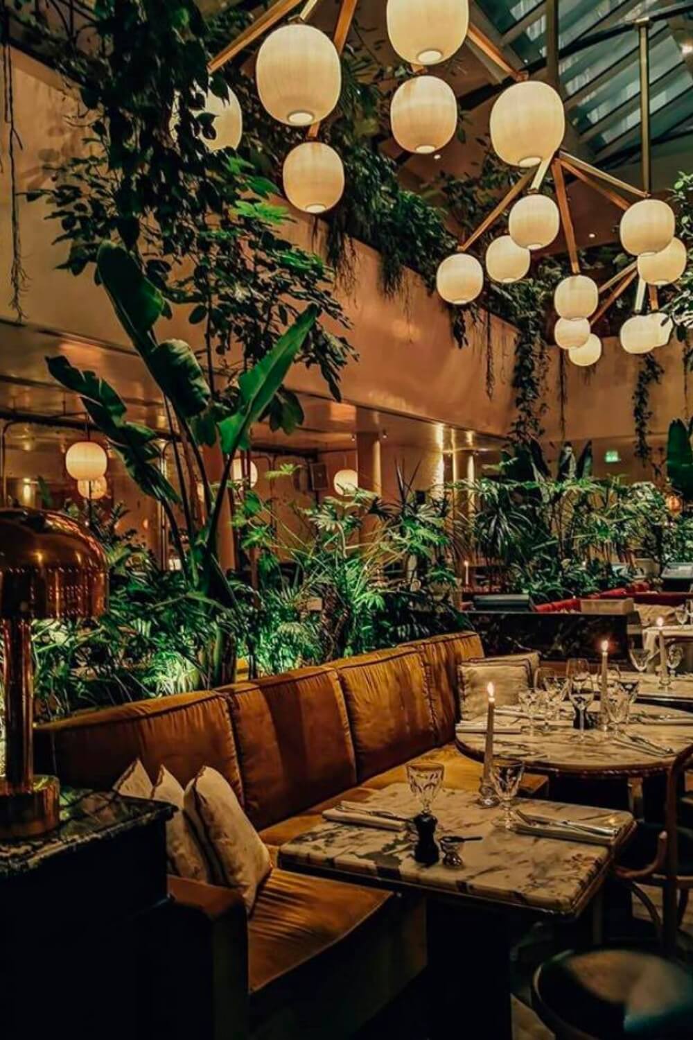 L'Alcazar Paris Restaurant Guide Foodies Left Bank