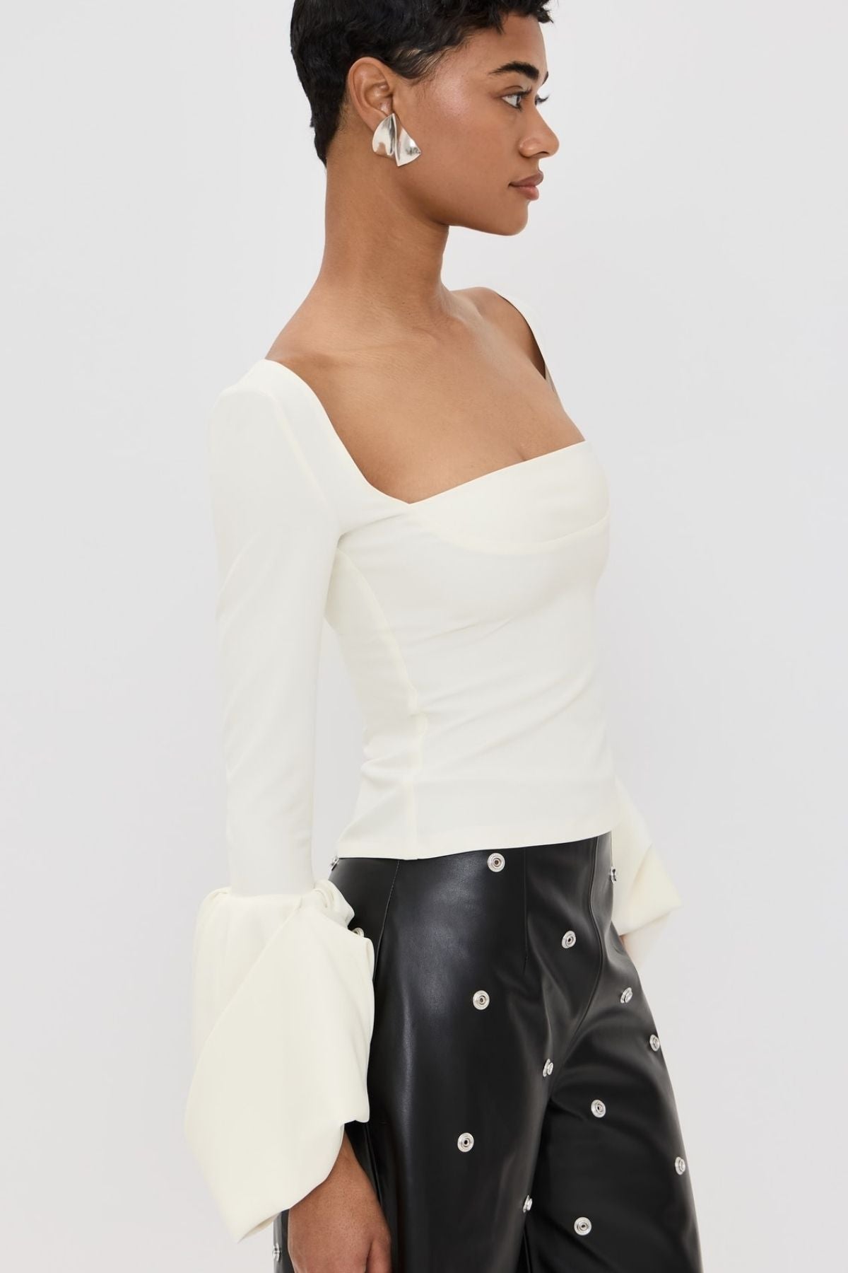 A.W.A.K.E Mode Square Neck Top Puff Cuffs - Ivory