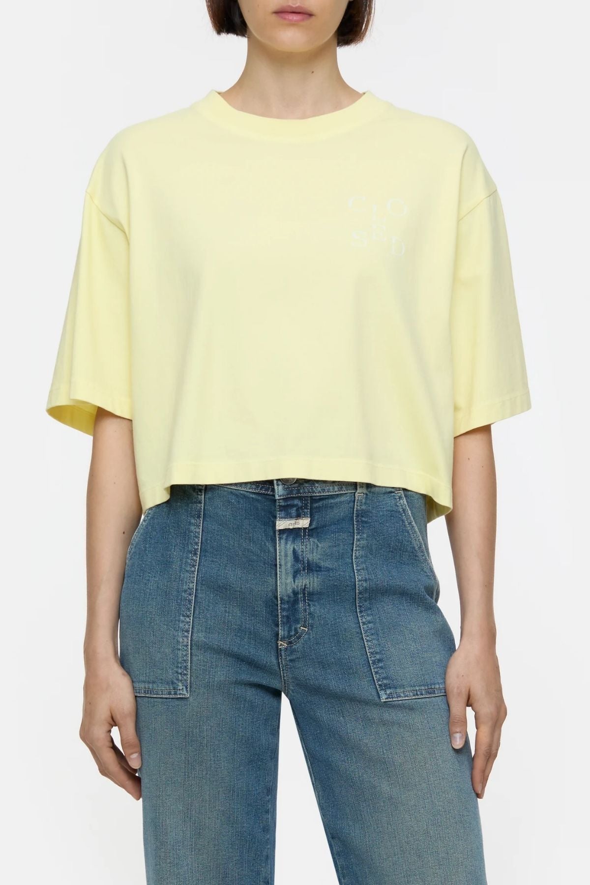 Closed Cropped T-Shirt - Vanilla Beige