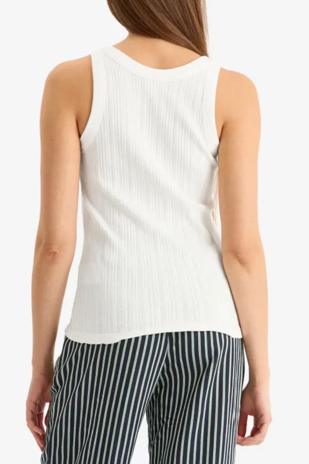 Closed Half Placket Tank Top - Ivory