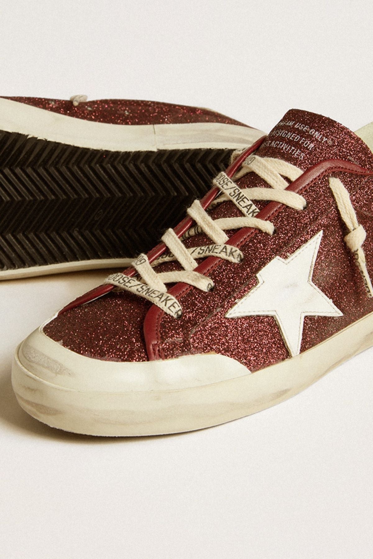 Golden Goose Super Star Sneaker - Bordeaux/ White
