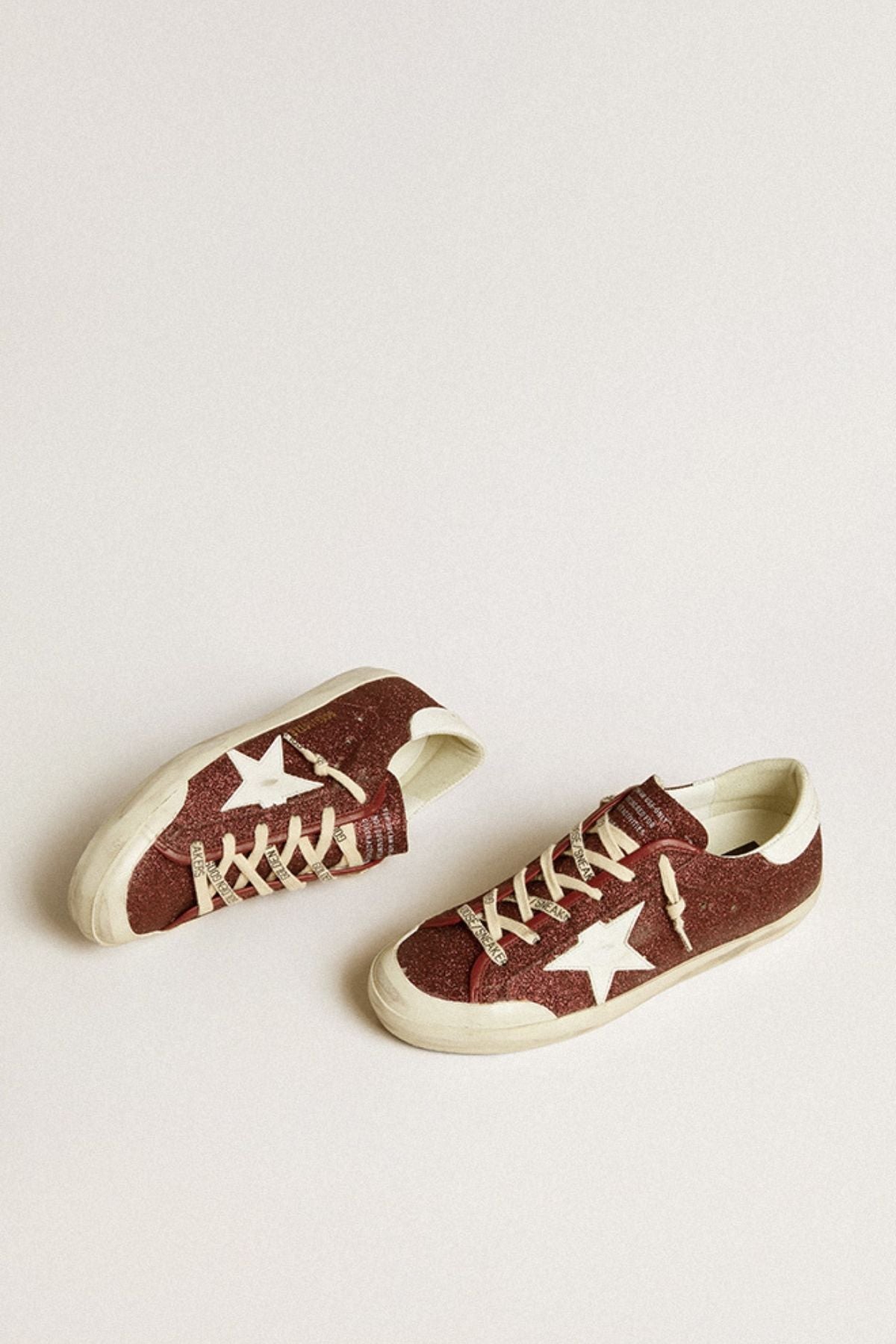 Golden Goose Super Star Sneaker - Bordeaux/ White