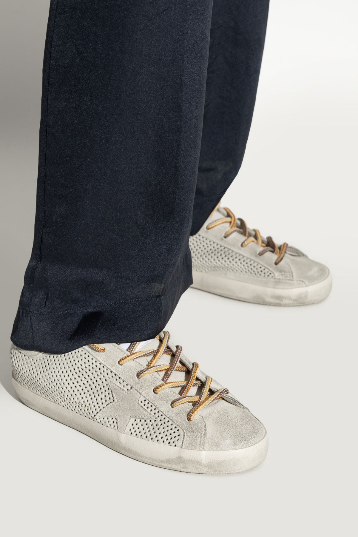 Golden Goose Super Star Forated Suede - Grey