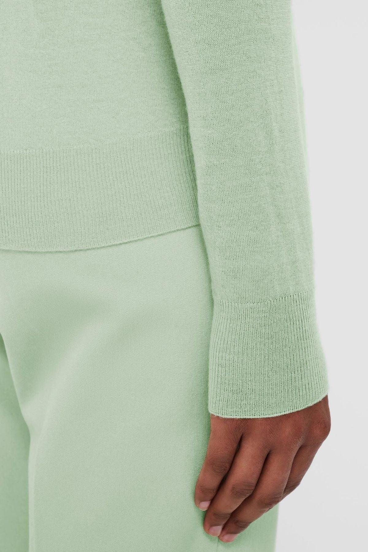 Joseph Cashair V-Neck Jumper - Matcha