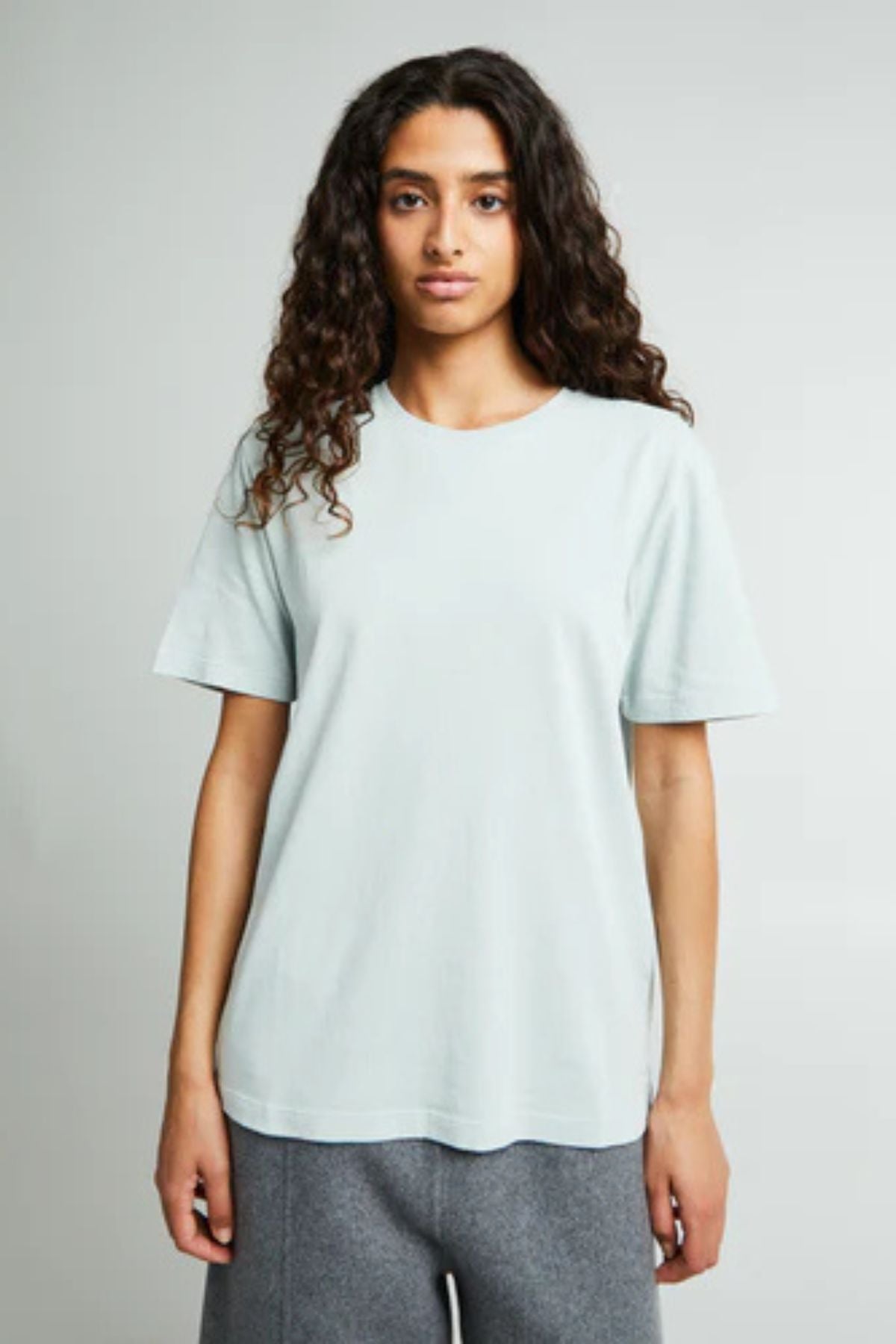 KHAITE Mae T-Shirt - Blue Ice
