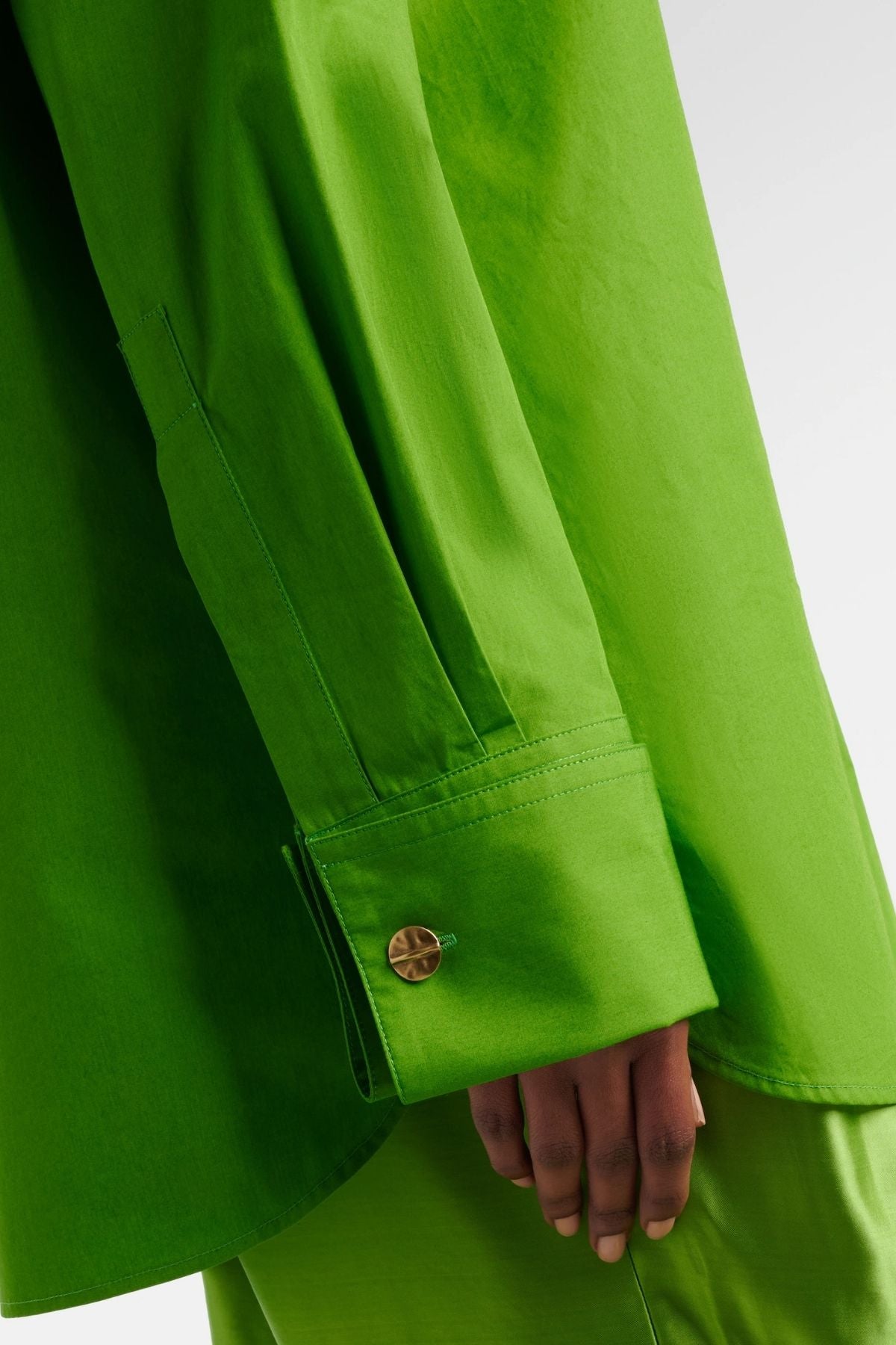 KHAITE Newton Shirt - Absinthe