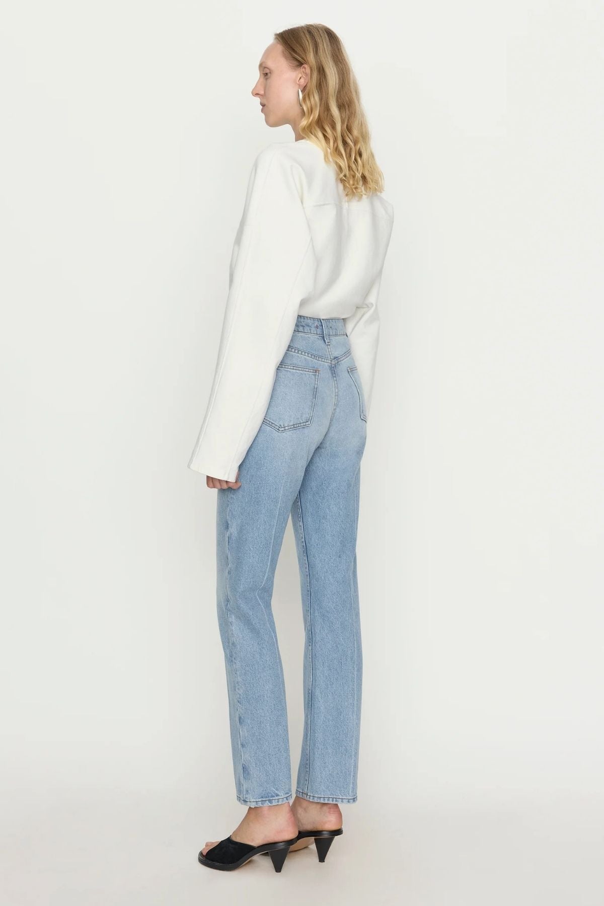 OSSOU Noon Jean - Salt w Crease
