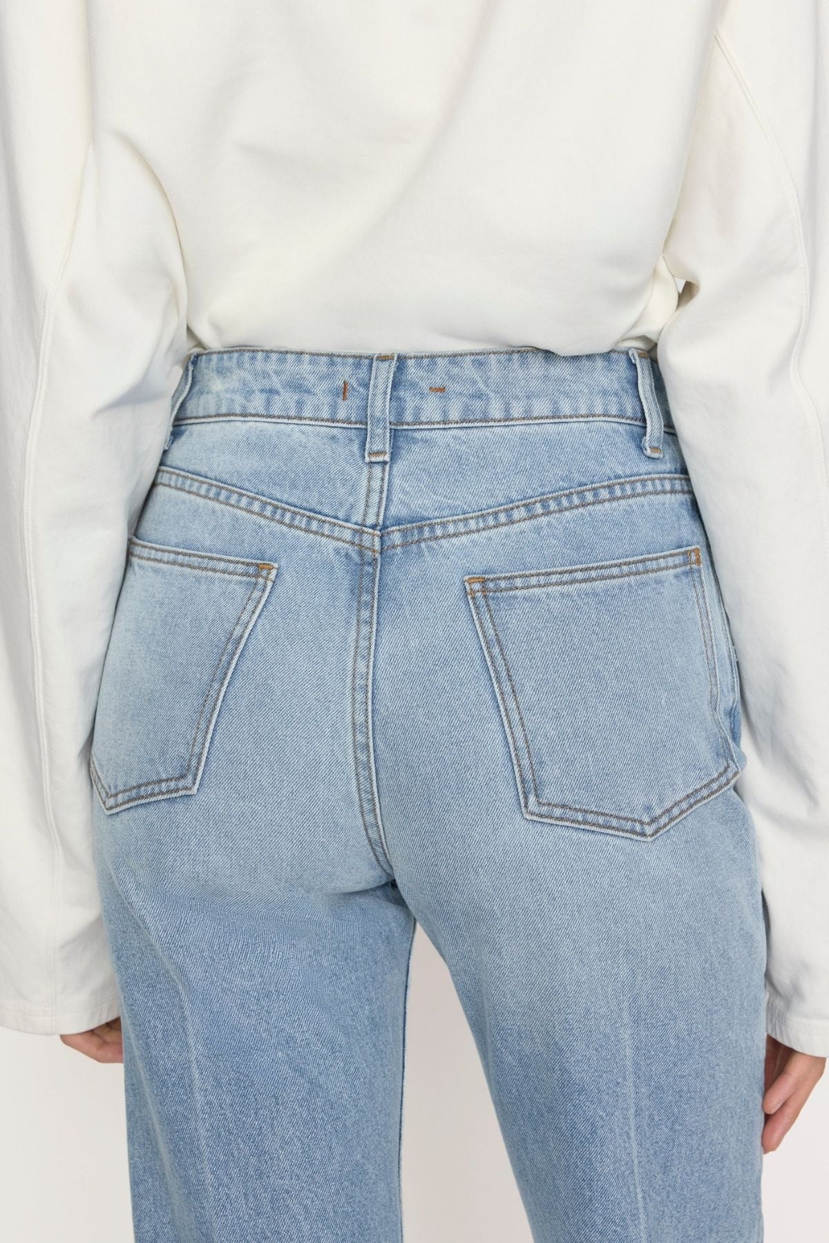 OSSOU Noon Jean - Salt w Crease