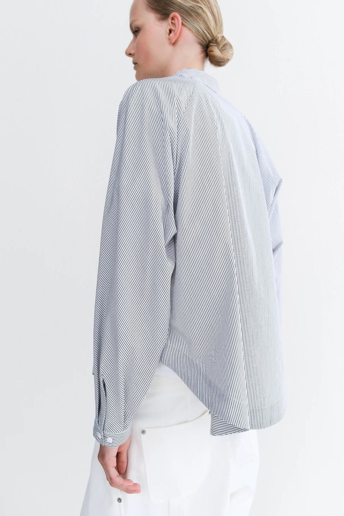 Rika Studios Carolina Shirt - White/ Blue Stripe