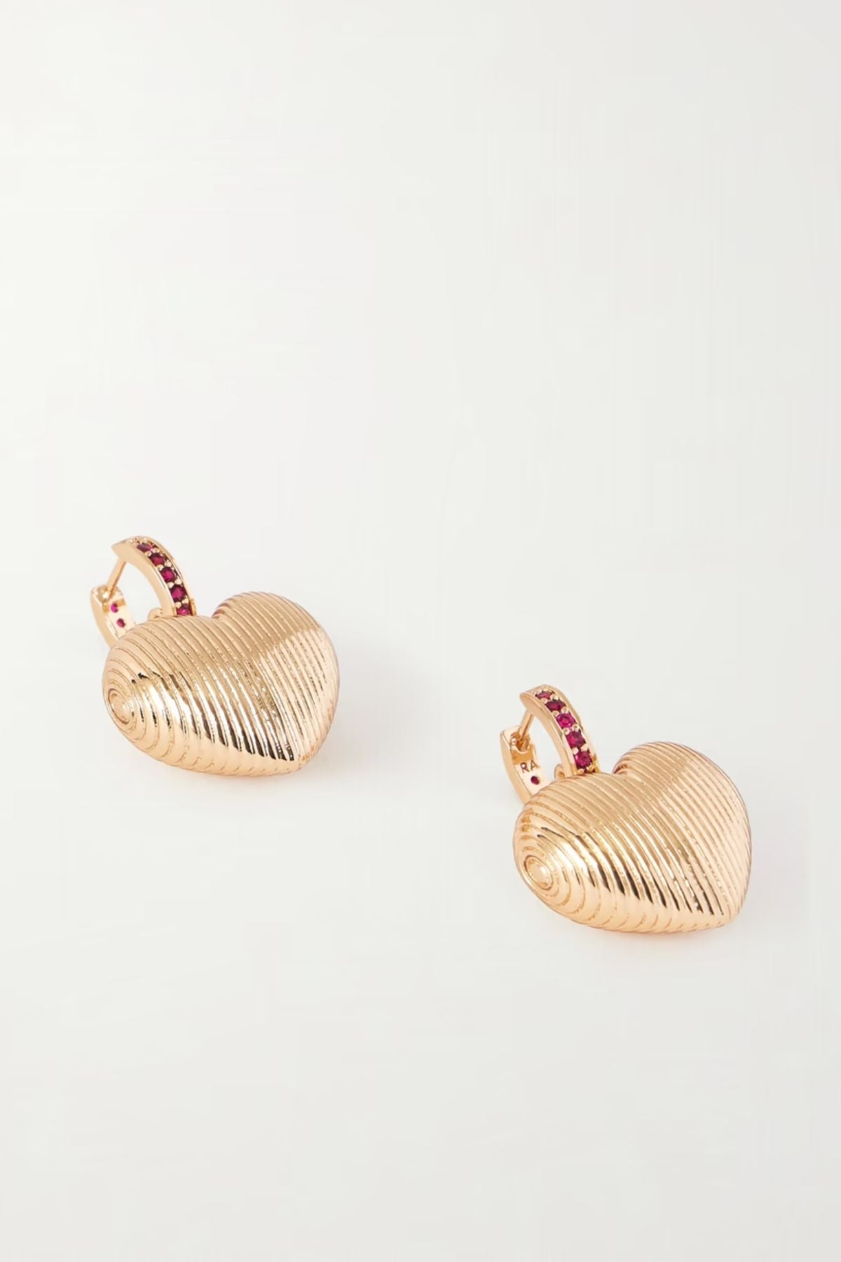 Roxanne Assoulin The Textured Heart Earrings - Gold