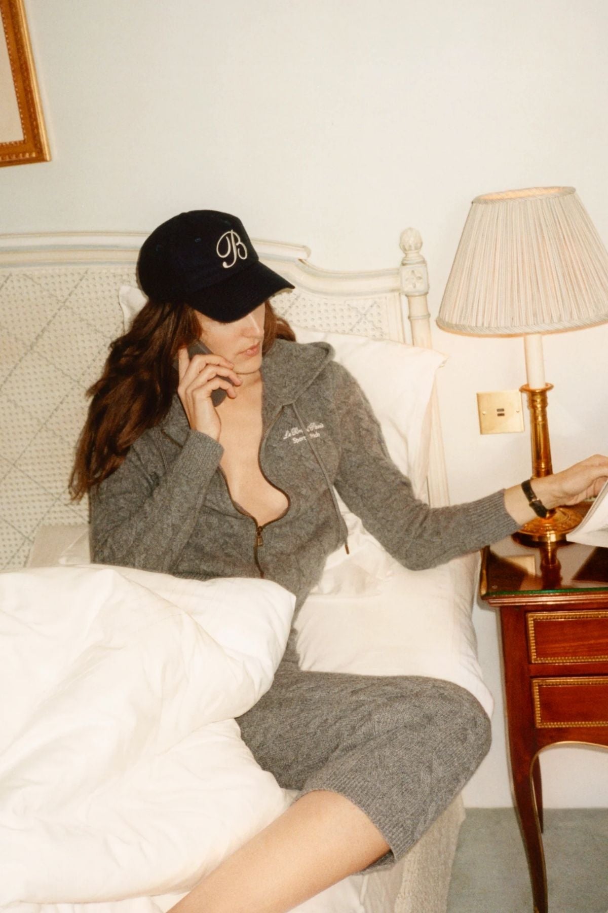 Sporty & Rich Faubourg Cashmere Zip Hoodie - Dark Grey/ White