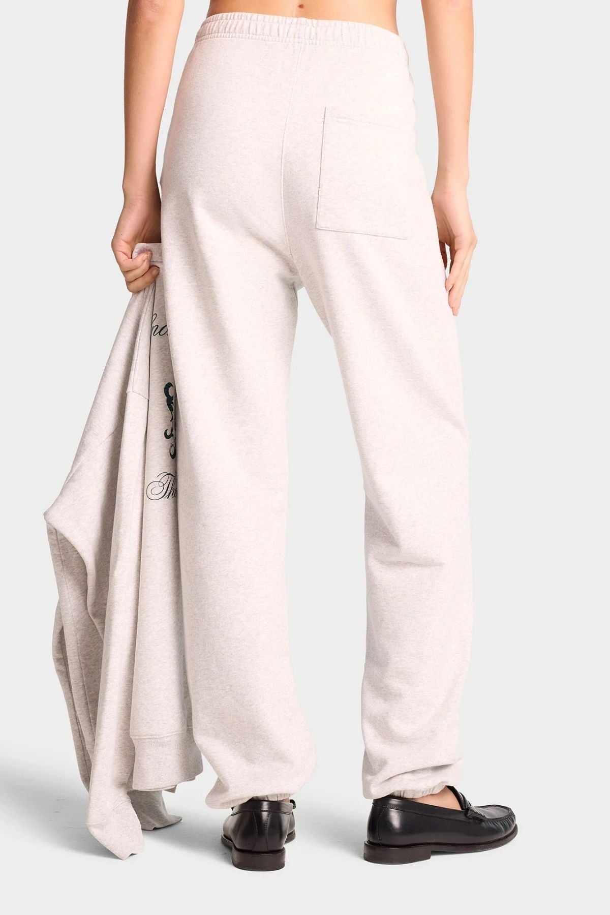Sporty & Rich The Carlyle Script Sweatpant - Heather Grey/ Forest