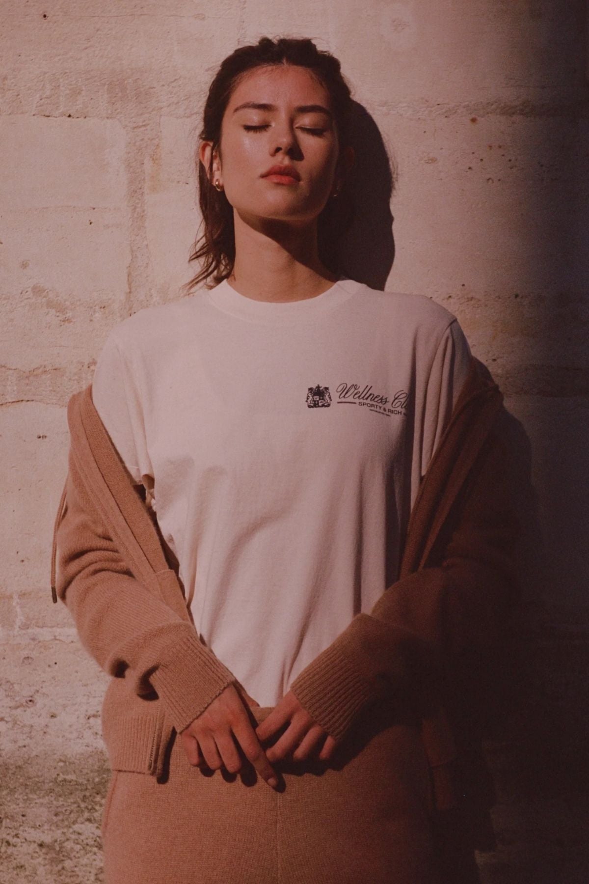 Sporty & Rich Unicorn Crest T-Shirt - Cream/ Navy