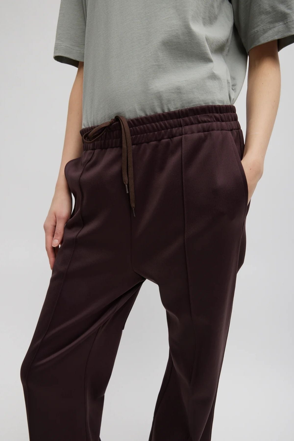Tibi Active Knit Scottie Jogger - Brown