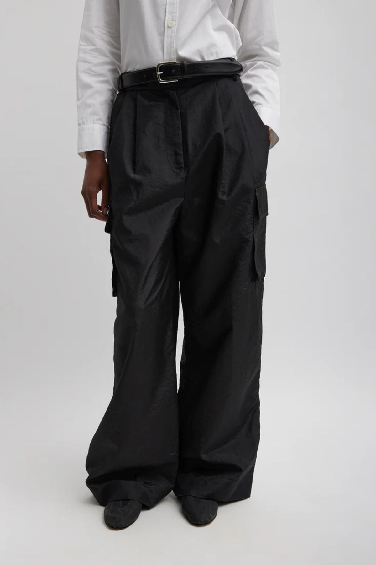 Tibi Crispy Nylon Stella Pleated Cargo Pant - Black
