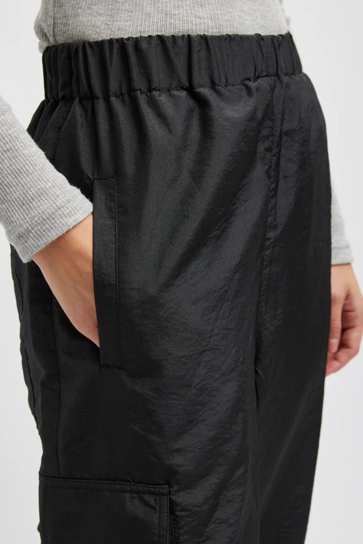 Tibi Crispy Nylon Wilt Pull On Jogger - Black