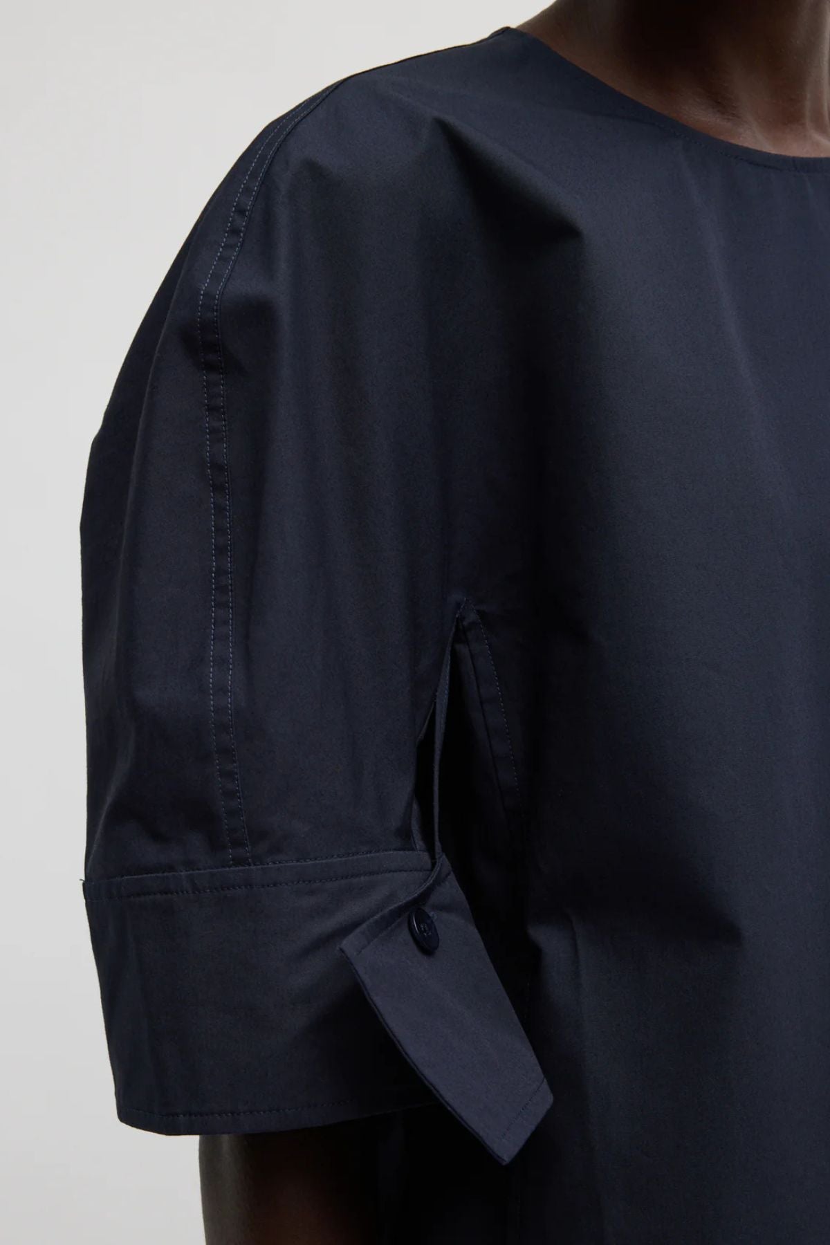 Tibi Poplin Reverse Sleeve Shirt - Navy