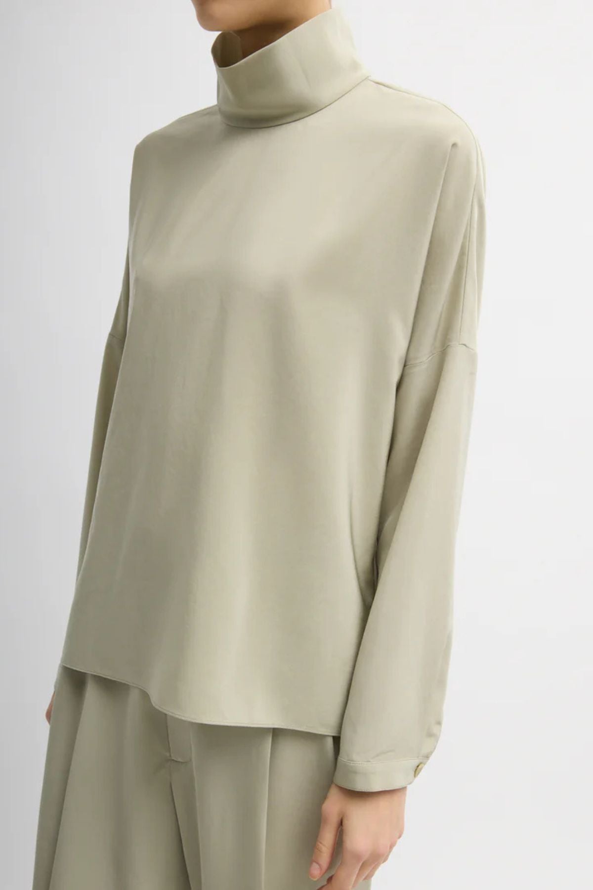 Tibi Relaxed Suiting Funnel Neck Dolman Top - Moss Grey