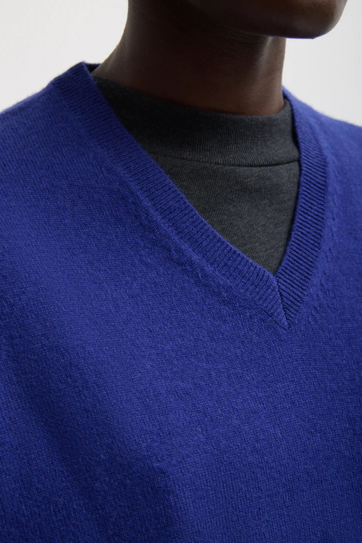 Tibi Washable Cashmere Easy V-Neck Sweater - Ink Blue