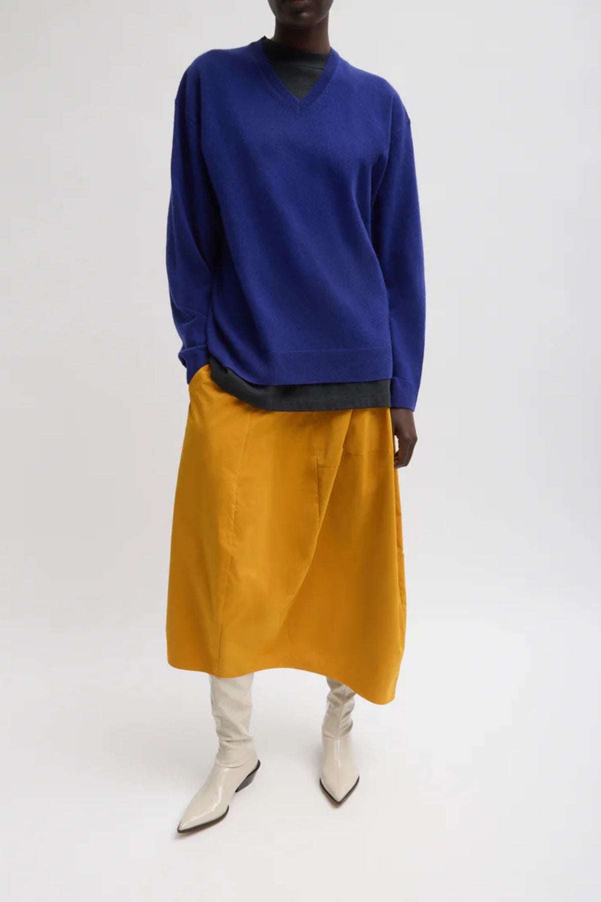 Tibi Washable Cashmere Easy V-Neck Sweater - Ink Blue