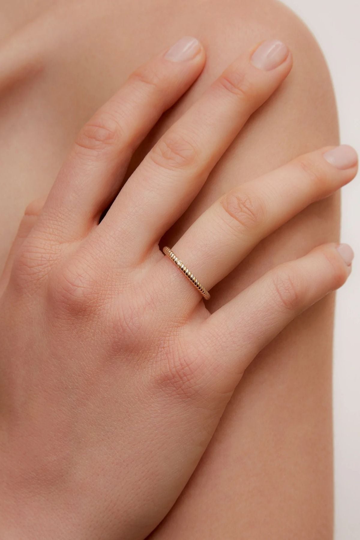 Yvonne Léon Alliance Mini Twist Diamond Ring - Yellow/ White Gold