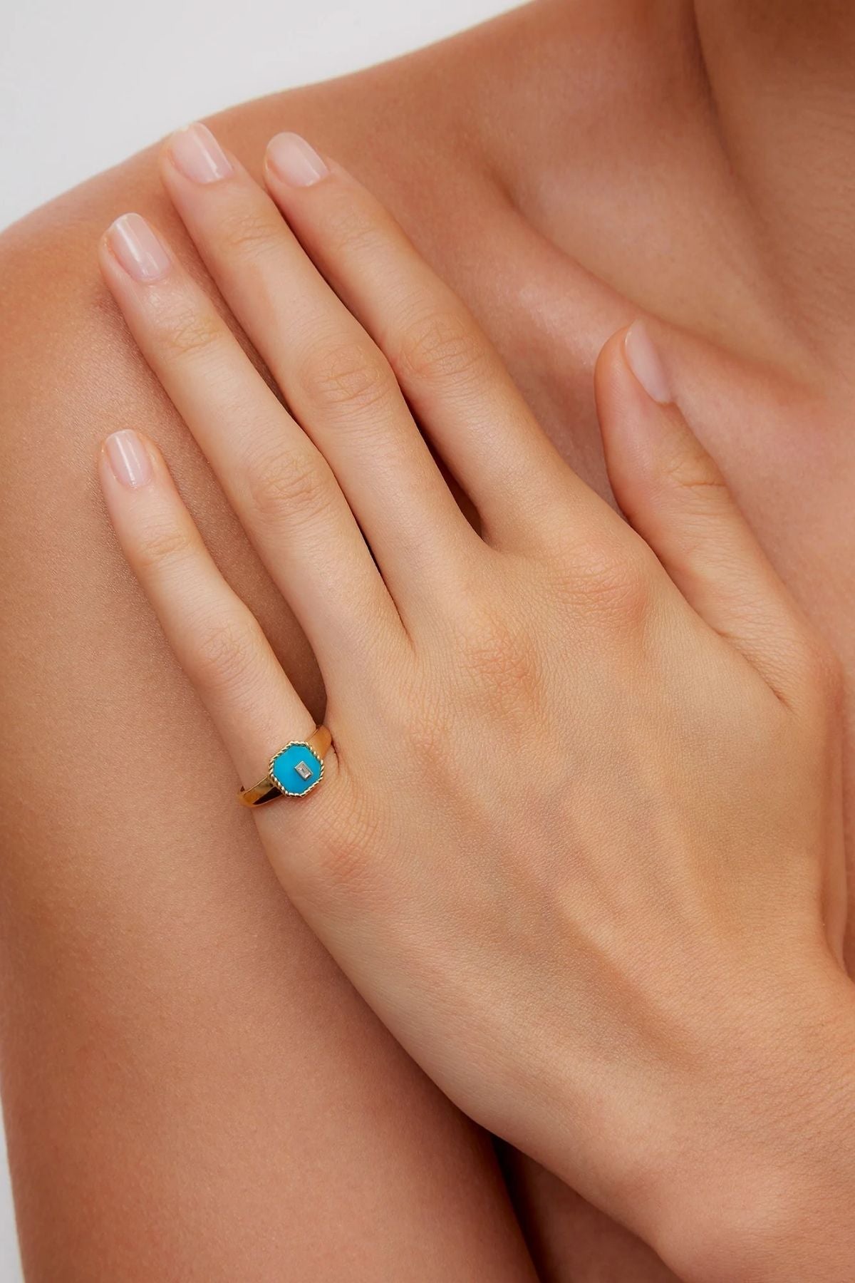 Yvonne Léon Baby Chevalier Turquoise Octagon Signet Ring - Yellow Gold