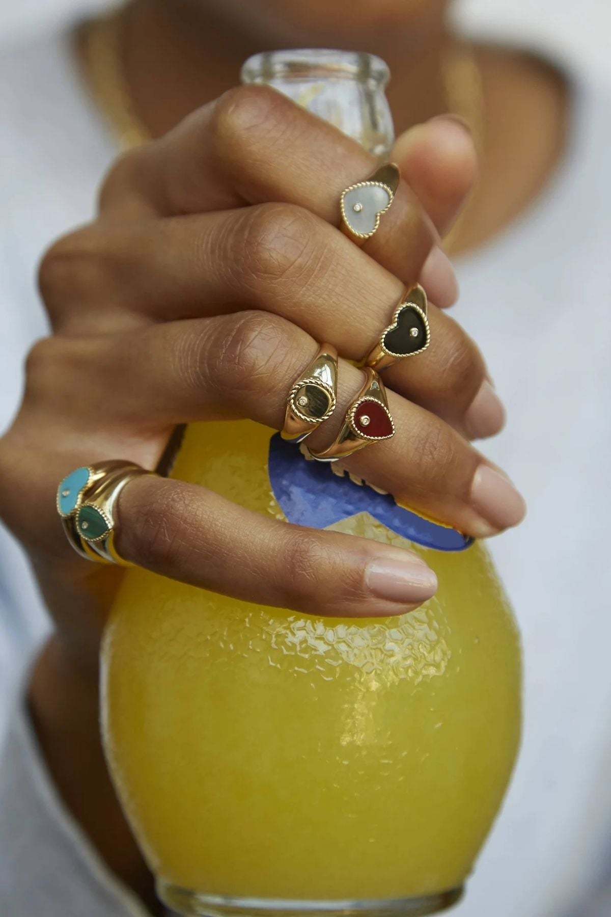 Yvonne Léon Baby Chevaliere Onyx Heart Ring - Yellow Gold