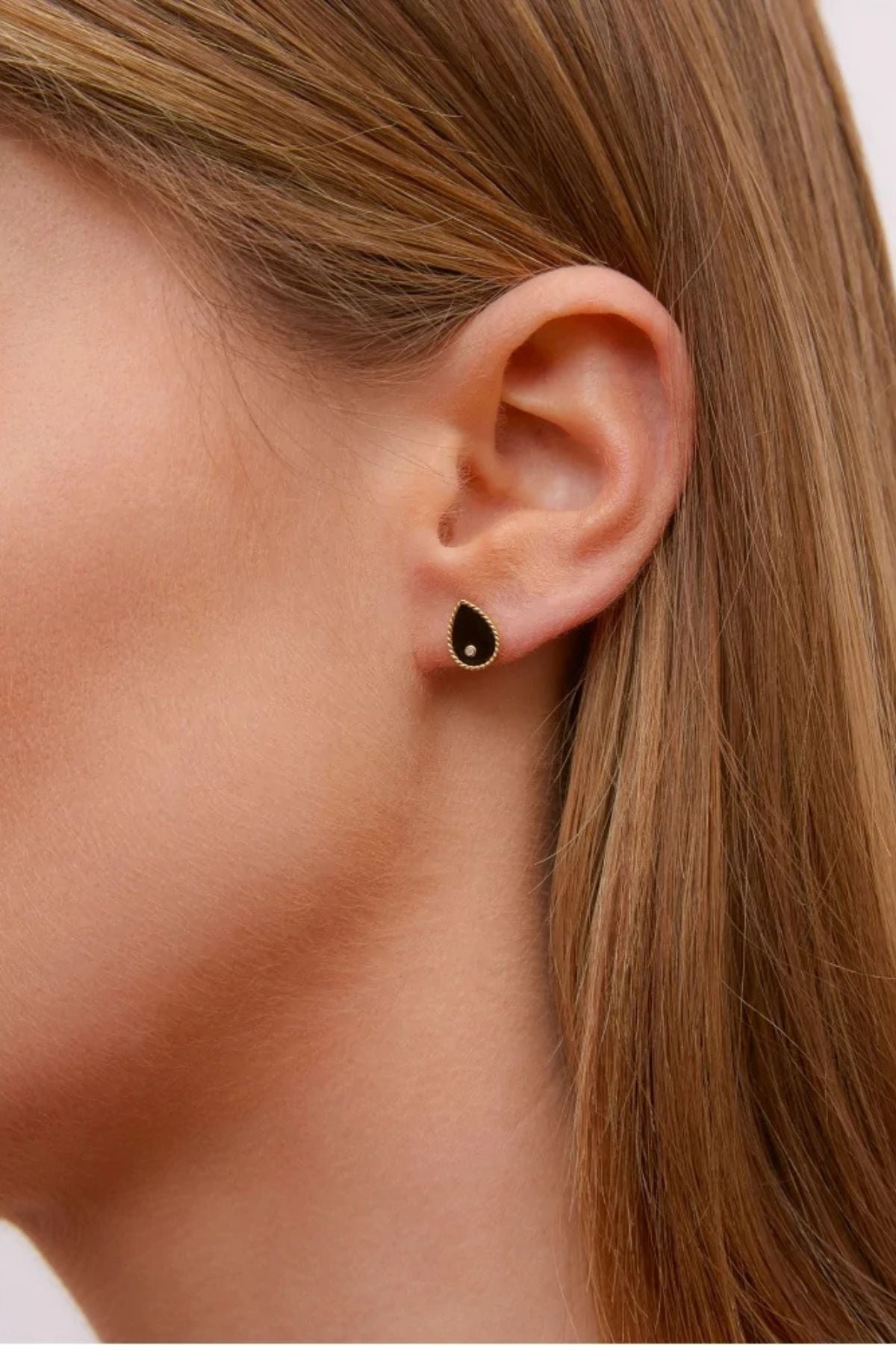 Yvonne Léon Baby Poire Earrings - Onyx/ Yellow Gold