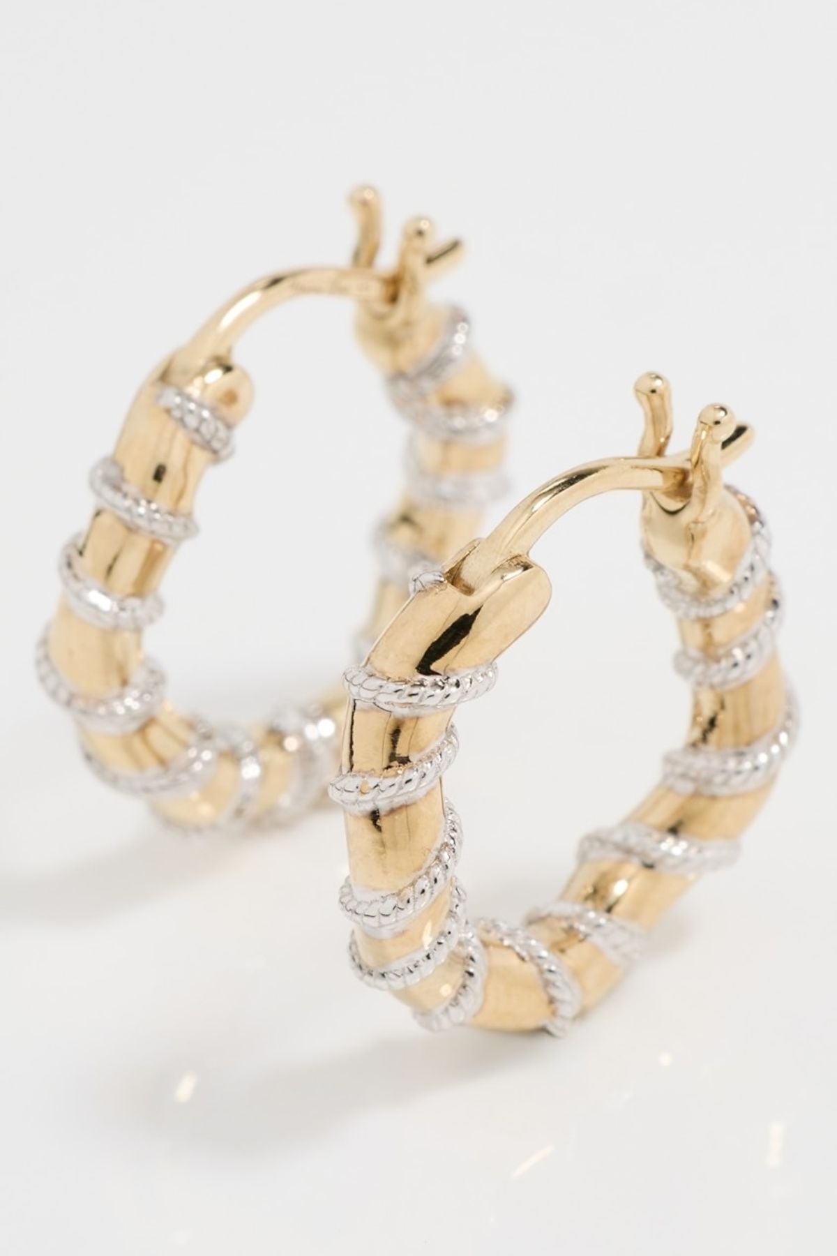 Yvonne Léon Mini Créoles Twistées Gold Earrings - Yellow Gold