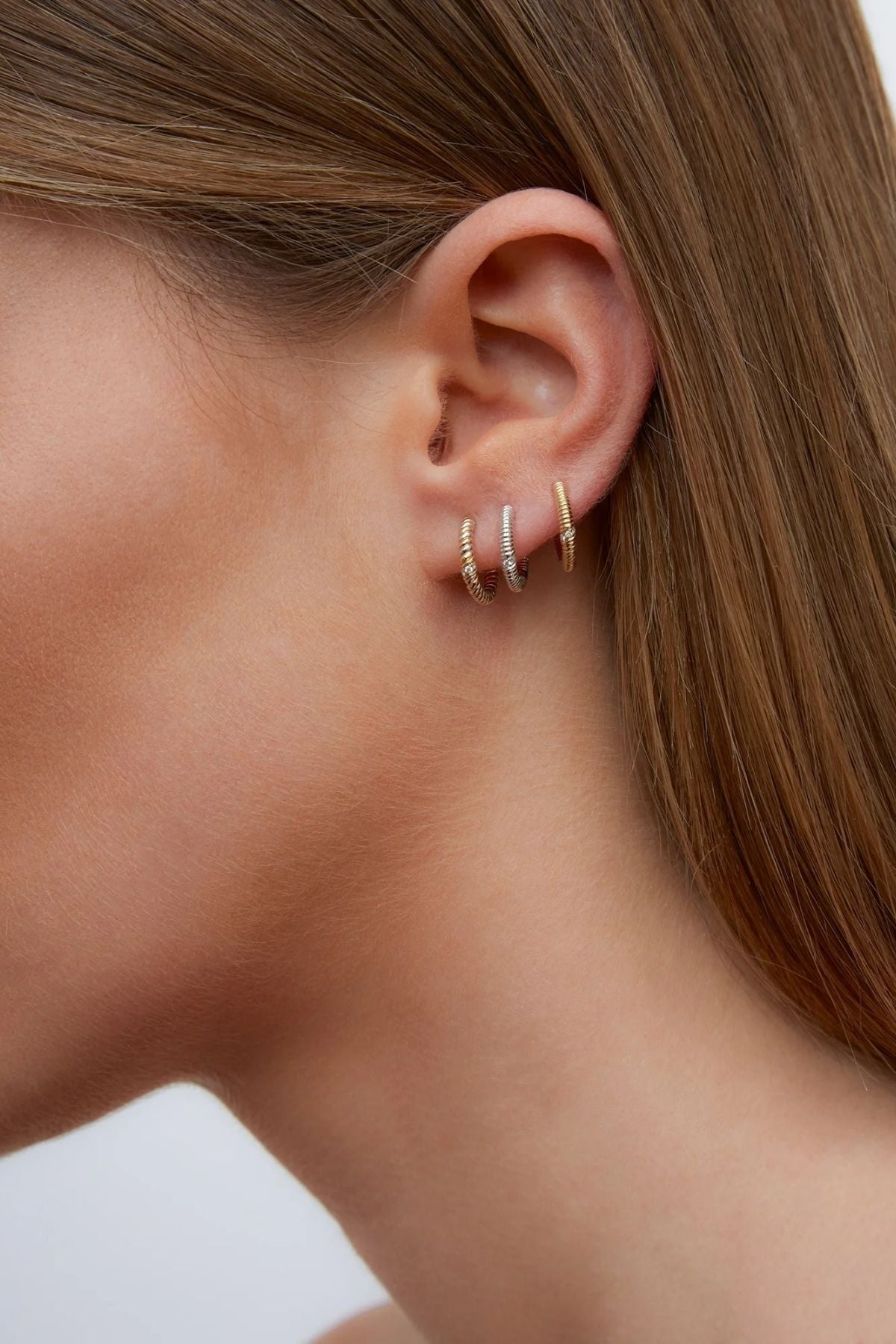 Yvonne Léon Mini Twist Diamond Earrings - Yellow/ White Gold