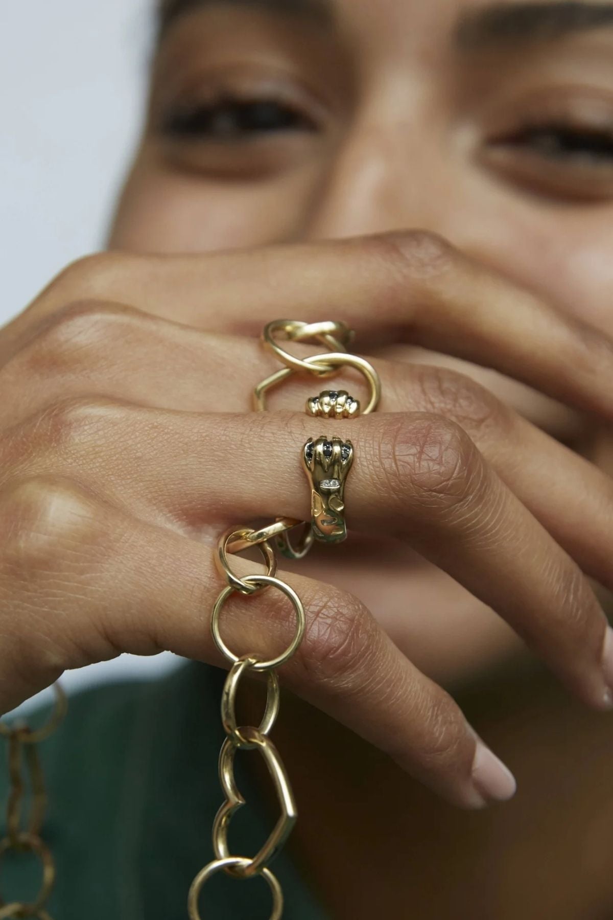 Yvonne Léon Tiger Claw Diamond Ring - Yellow Gold