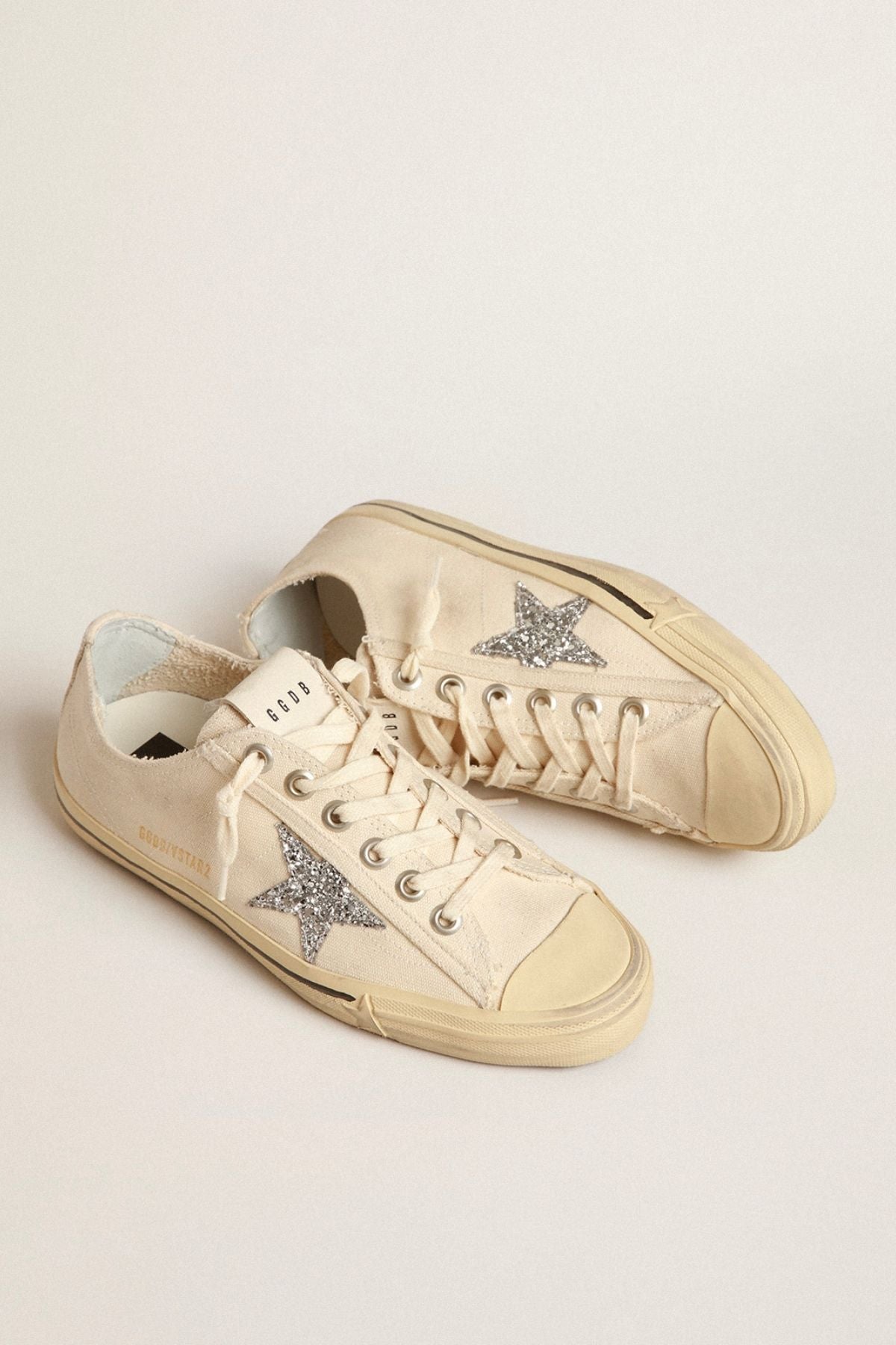 Golden Goose V Star 2 Sneaker - Beige/ Silver