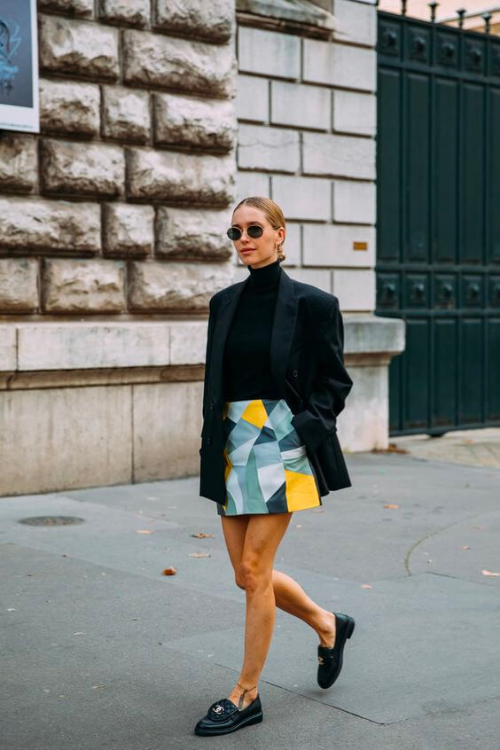 Mini skirt, loafers and a blazer street style fashion