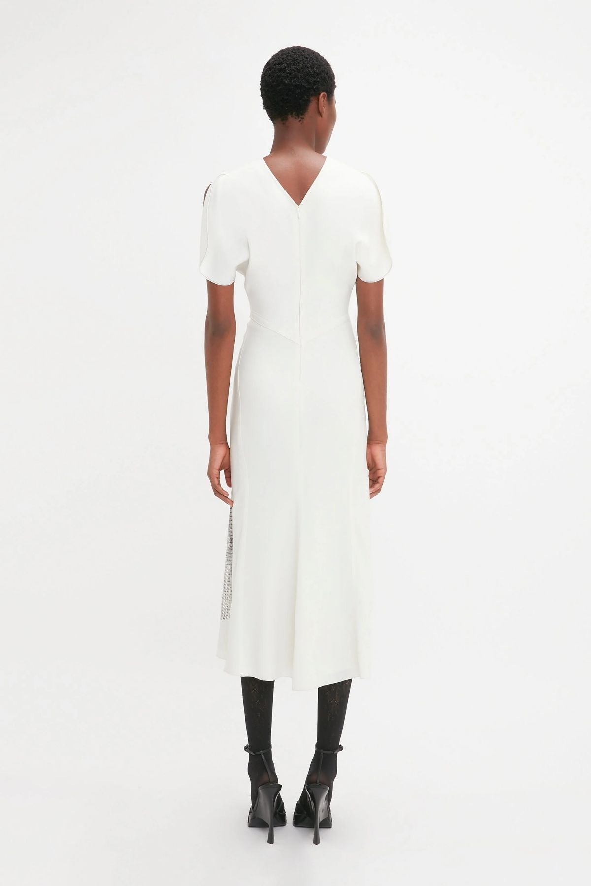 Victoria Beckham Gathered Waist Midi Dress - White/ Black