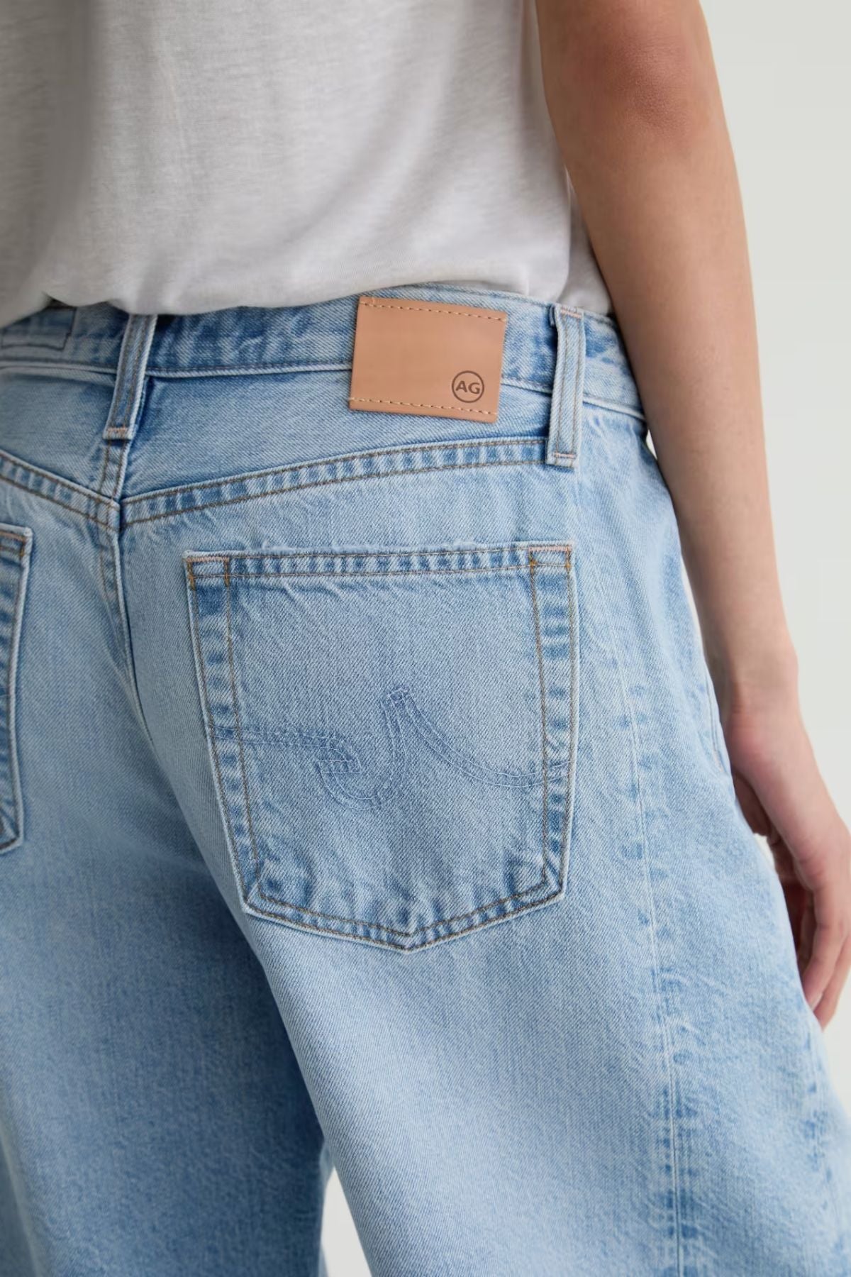 AG Denim Hattie Crop - Gesture