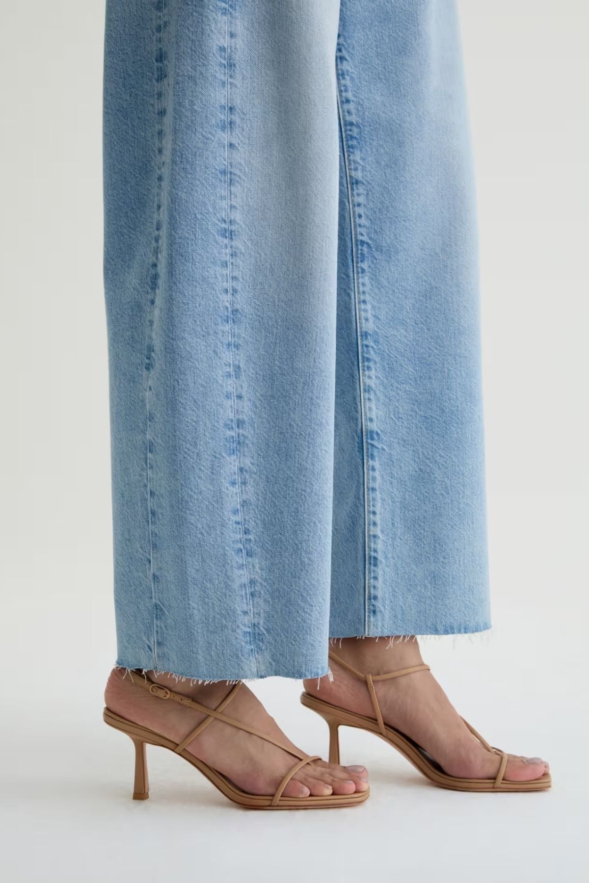 AG Denim Hattie Crop - Gesture