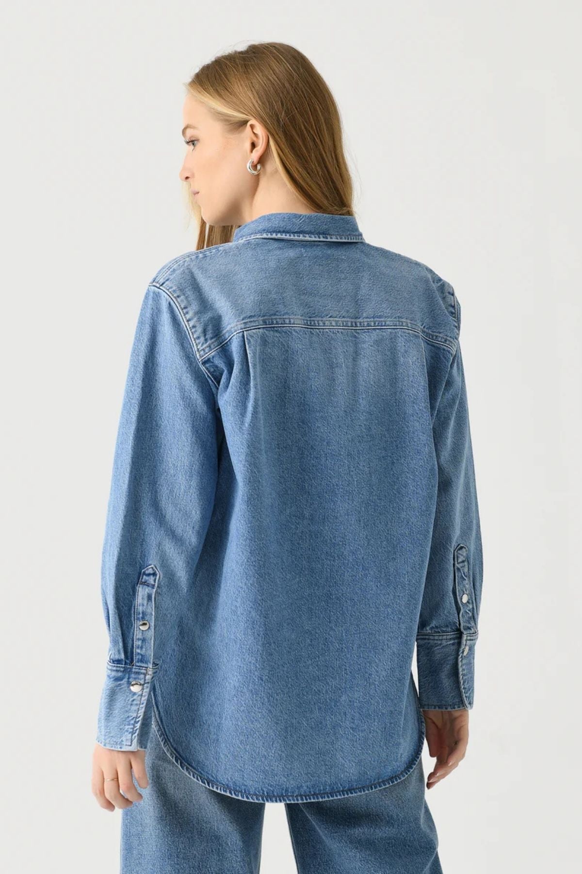 Frame Denim Atelier Oversized Denim Jacket - Daylight Pearl
