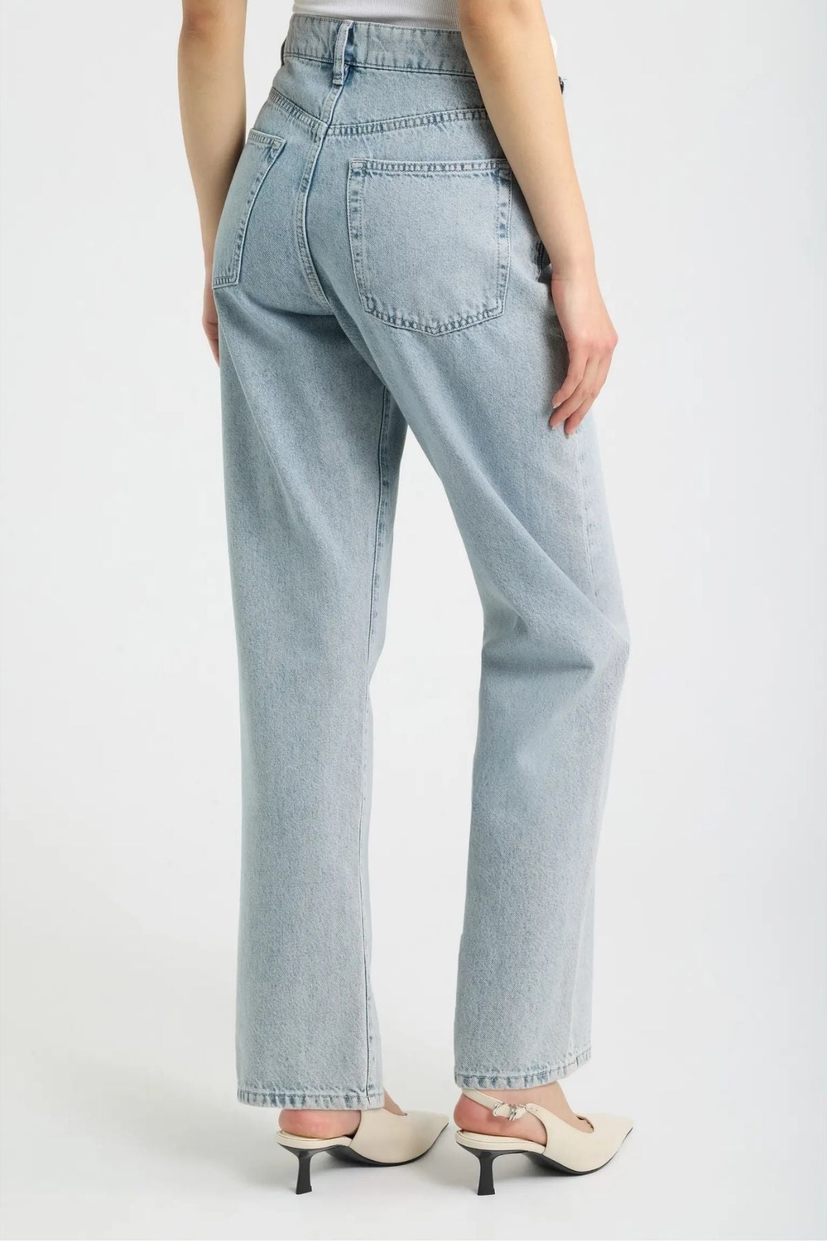 FRAME Denim The Essential  - Air