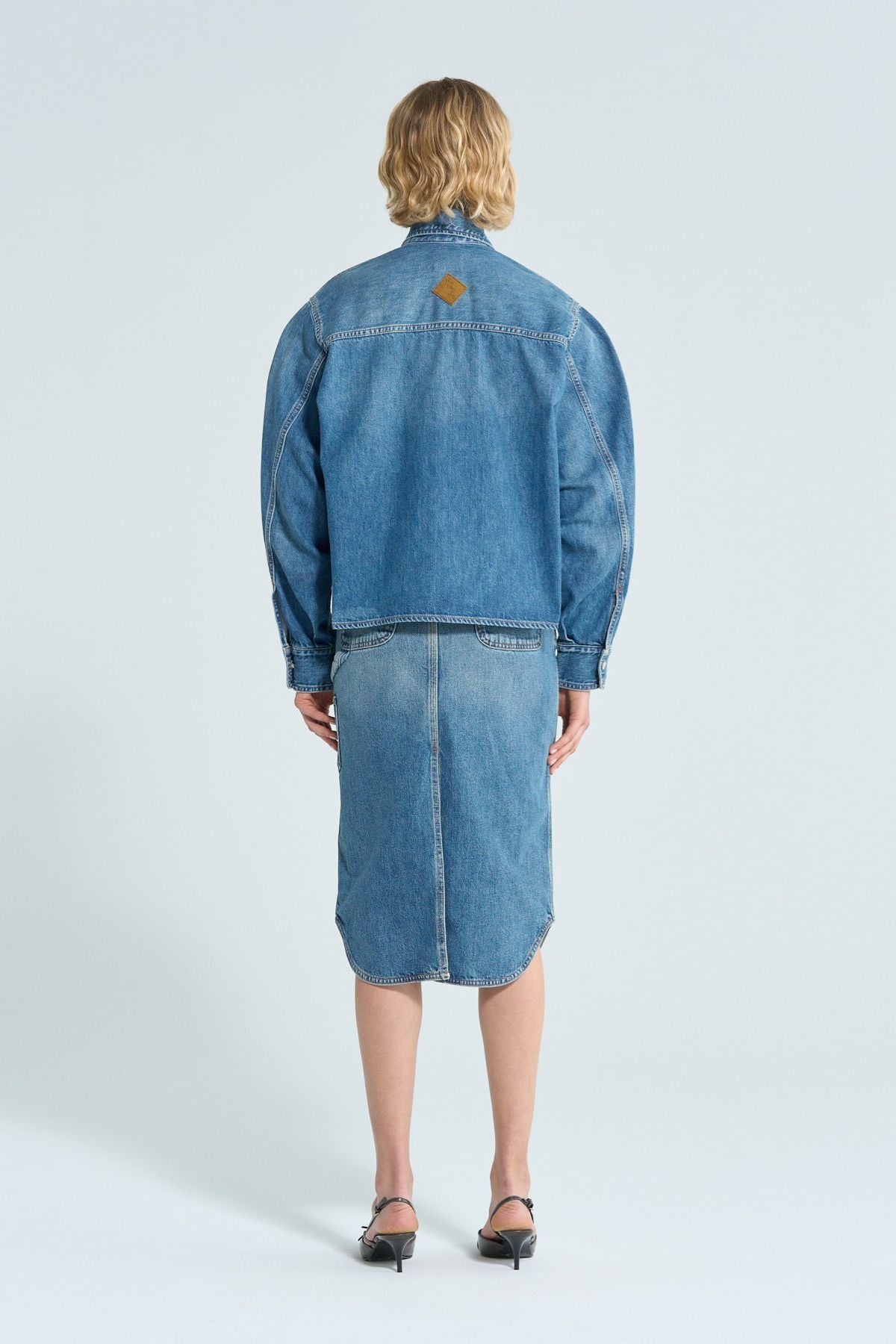 Tシャツ・カットソー HAIKURE WANDA MEDITERRANEAN BLUE (HEW06083DF127L0875 L0875) Haikure Wanda Shirt - Mediterranean Blue – GRACE Melbourne