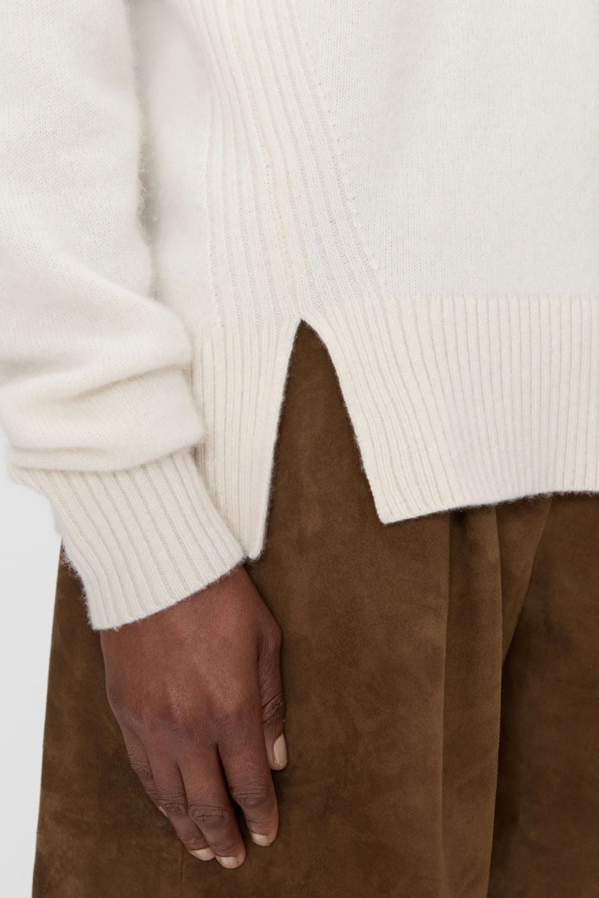 Joseph Zinnia Cloud Cashmere Jumper - Sandstone