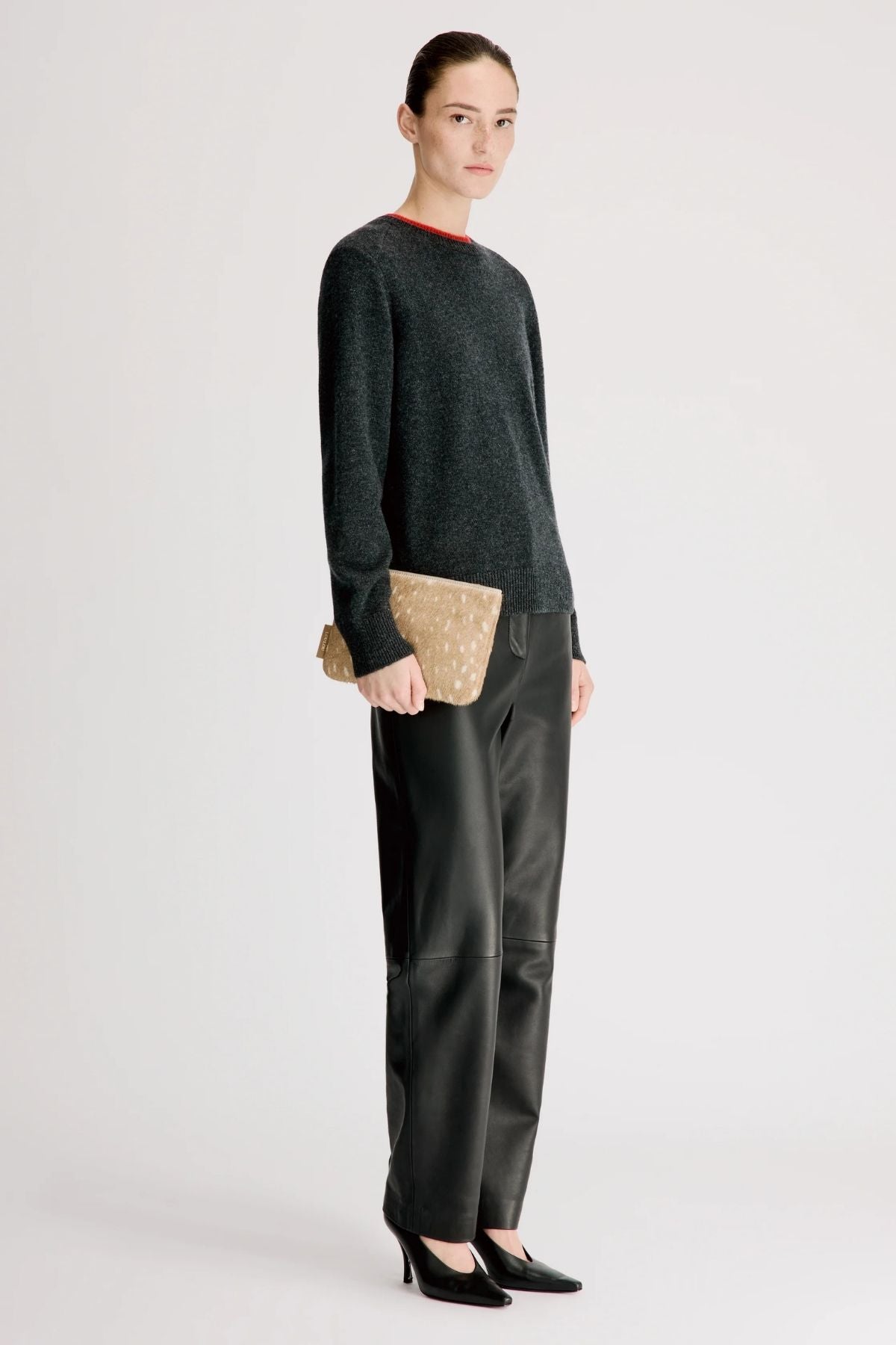 LOULOU DE SAISON Otis Bicolor Cashmere Sweater - Charcoal/ Red