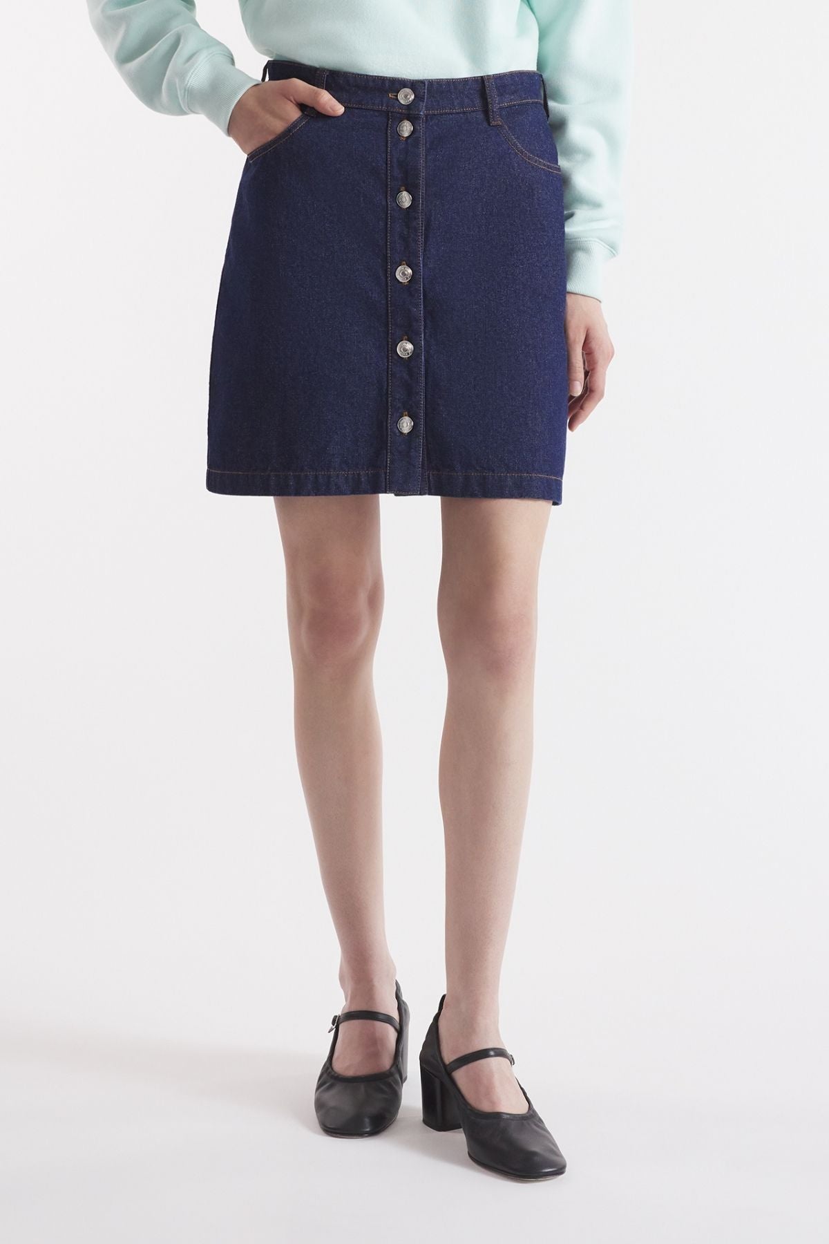 【送料&関税込】Maison KitsunAC Buttoned Denim Mini Skirt Maison Kitsuné - Denim mini skirt Denim - The Corner