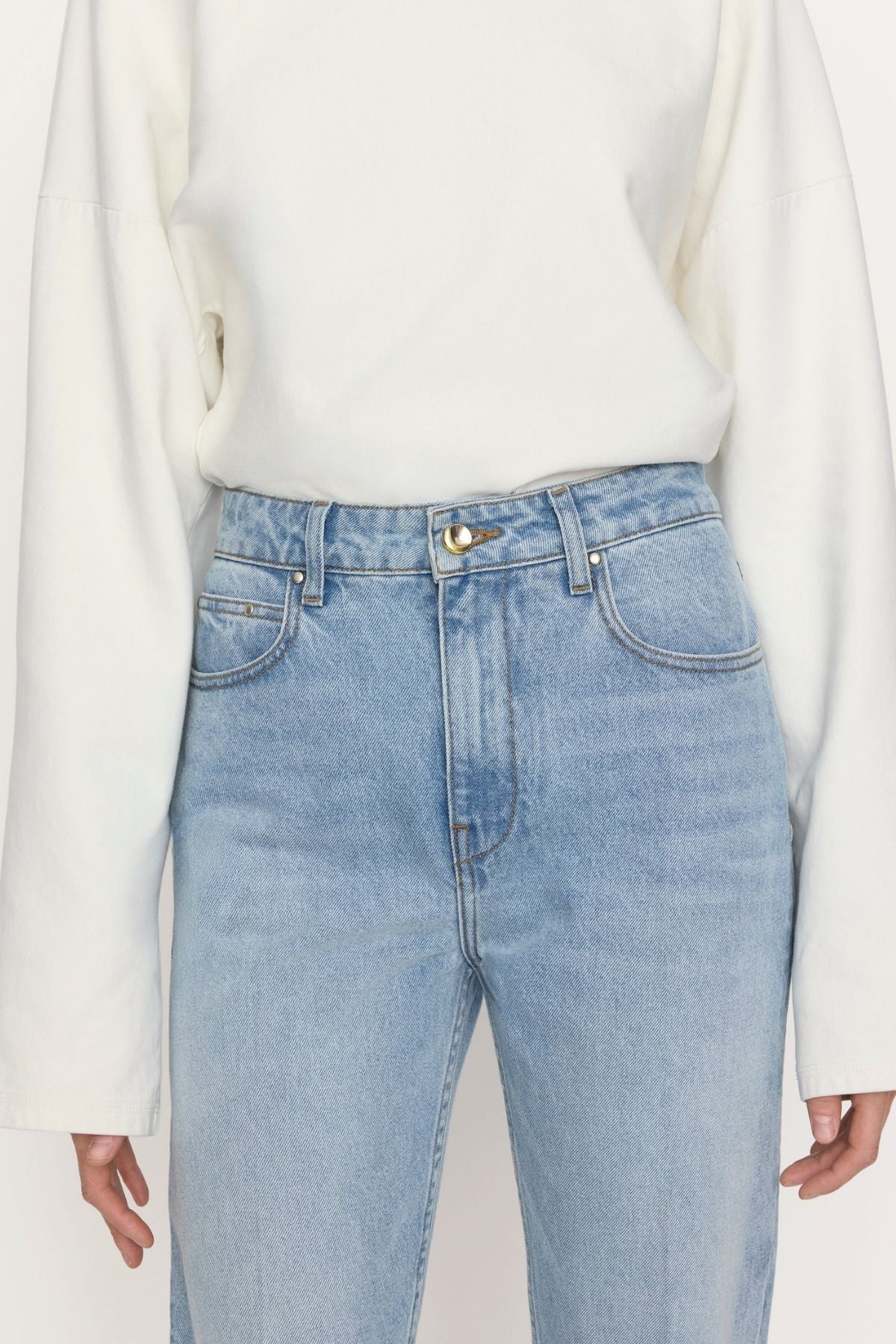 OSSOU Noon Jean - Salt w Crease