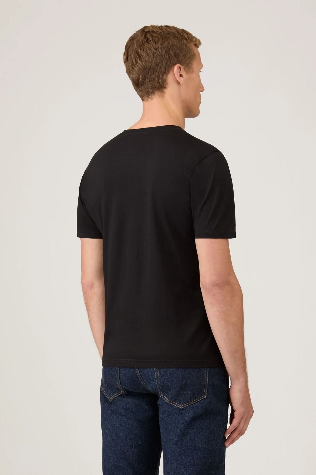 SUNSPEL SS Riviera V-Neck T-Shirt - Black