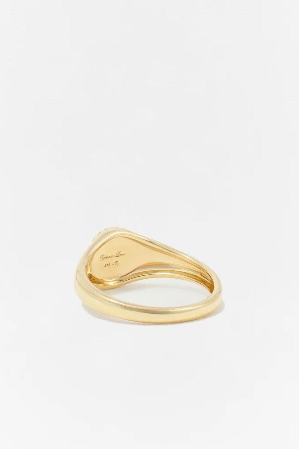 Yvonne Léon Baby Chevalière Ovale Lapis - Yellow Gold