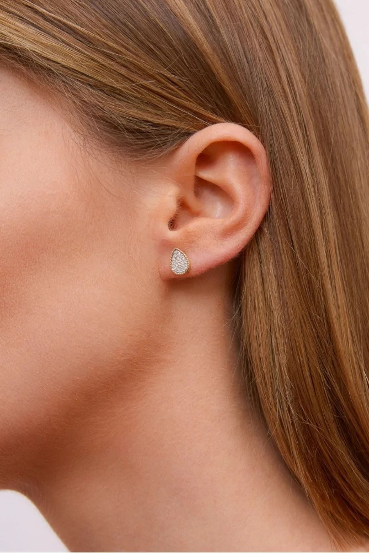Yvonne Léon Baby Poire Diamant Earrings - Yellow Gold
