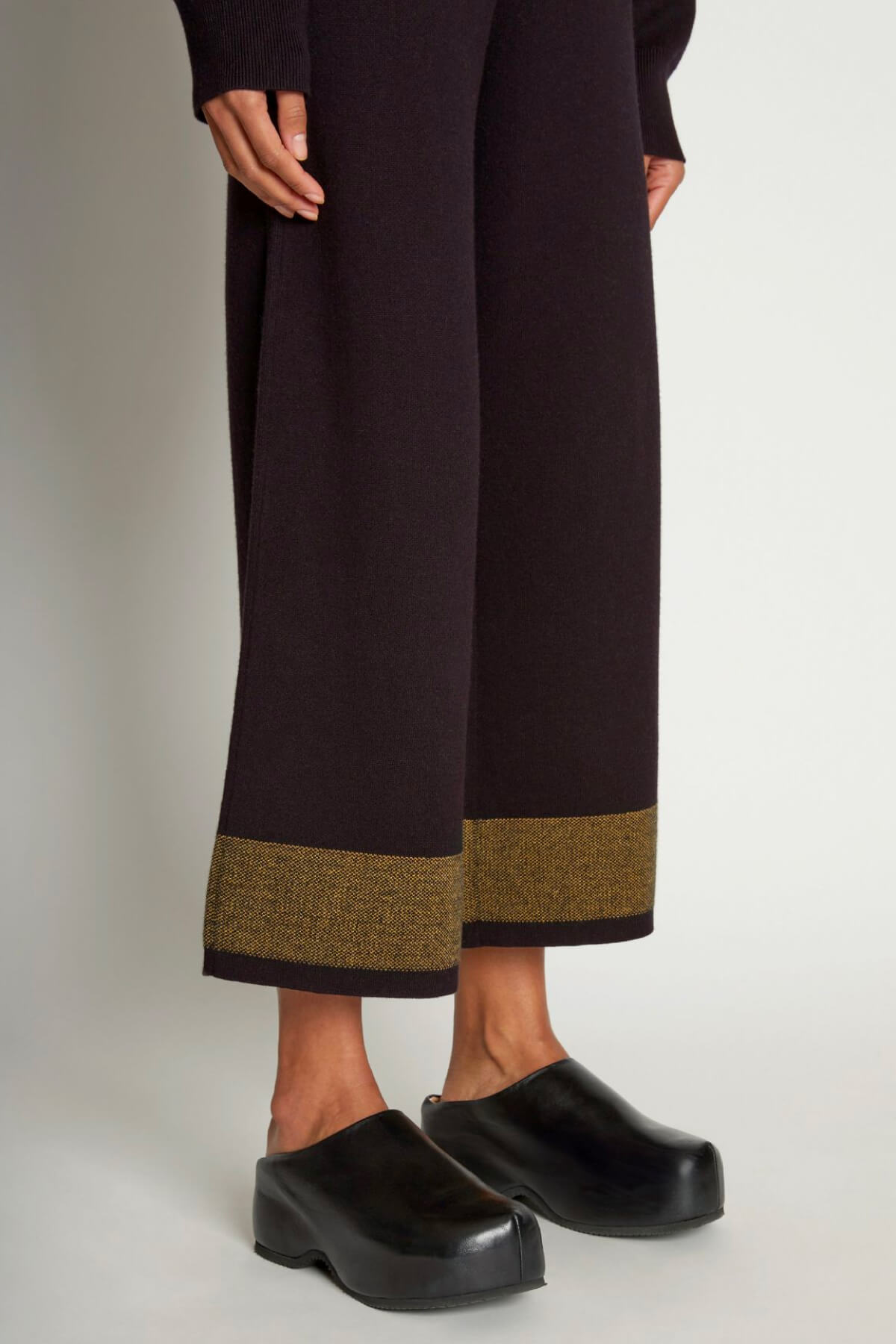 Proenza Schouler White Label Cashmere Blend Sweatpants - Black/ Dark Sand